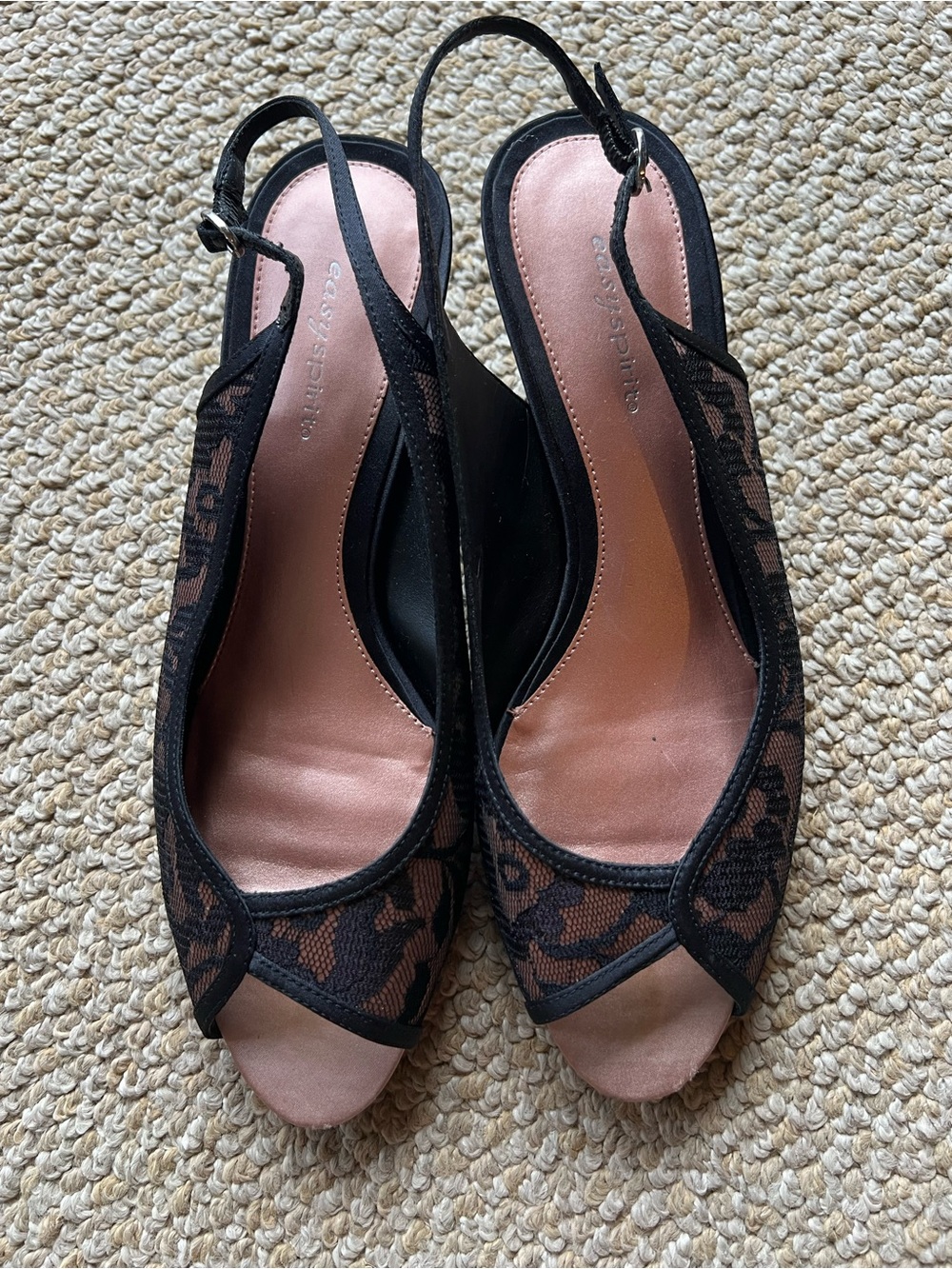 Easy Spirit Kitten Heels